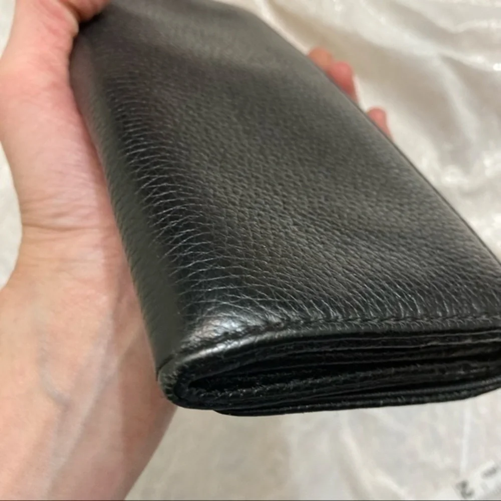 Michael kors black leather logo wallet